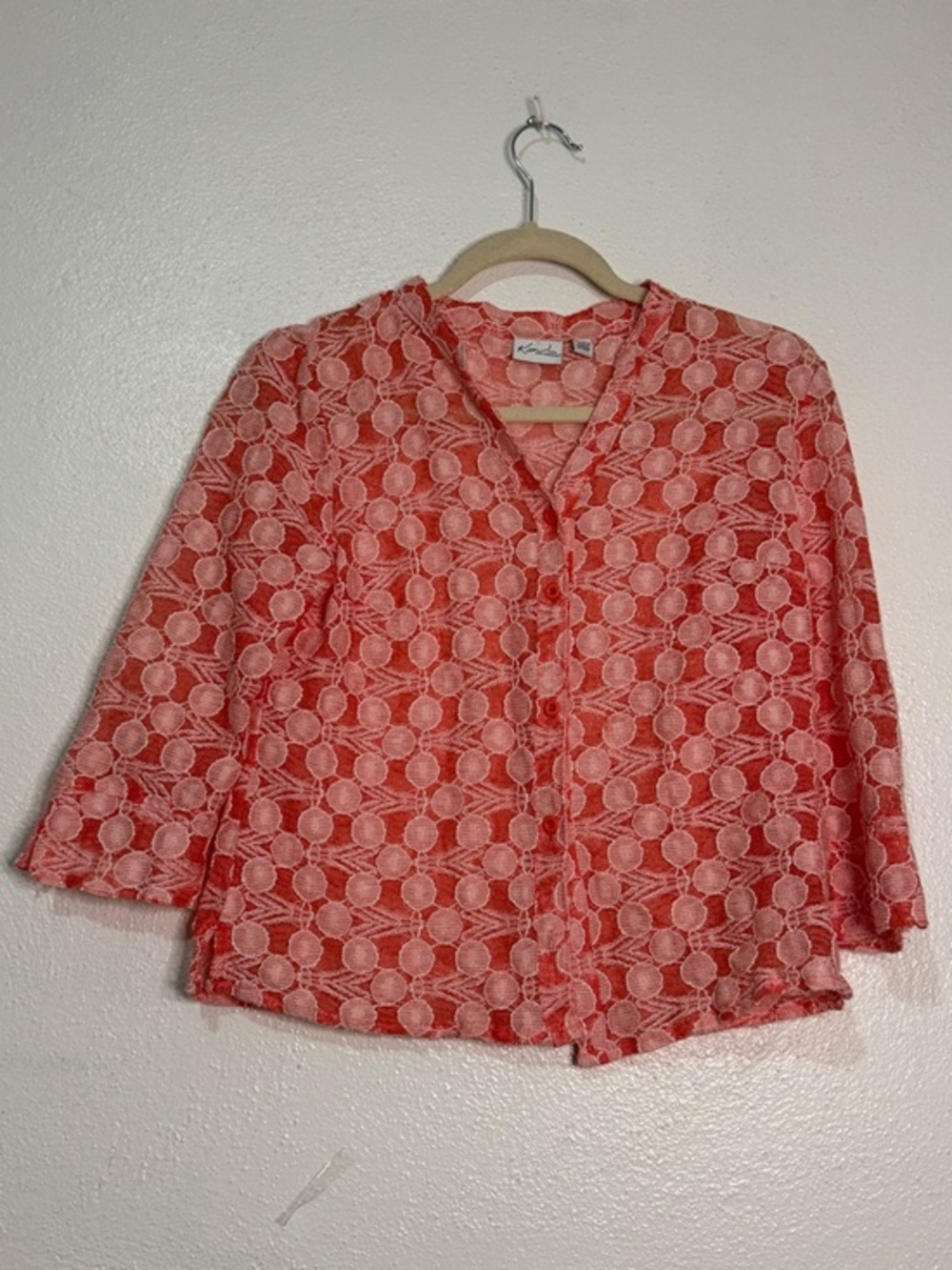Kim Rogers Coral Lace Button-Down Shirt. Sz PM.